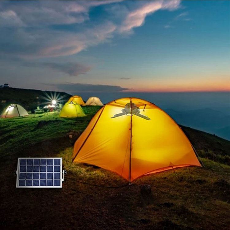 Moderná solárna lampa s diaľkovým ovládaním, 6 režimov