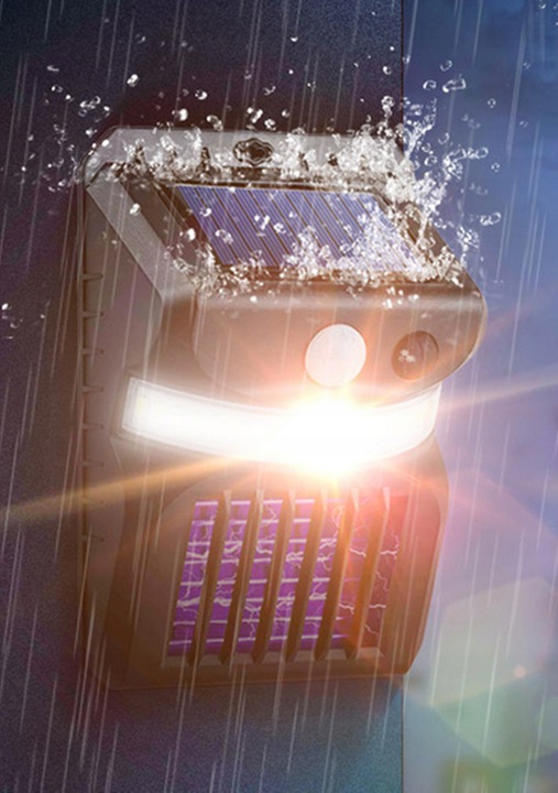 Solárna nástenná lampa s funkciou odpudzovania hmyzu