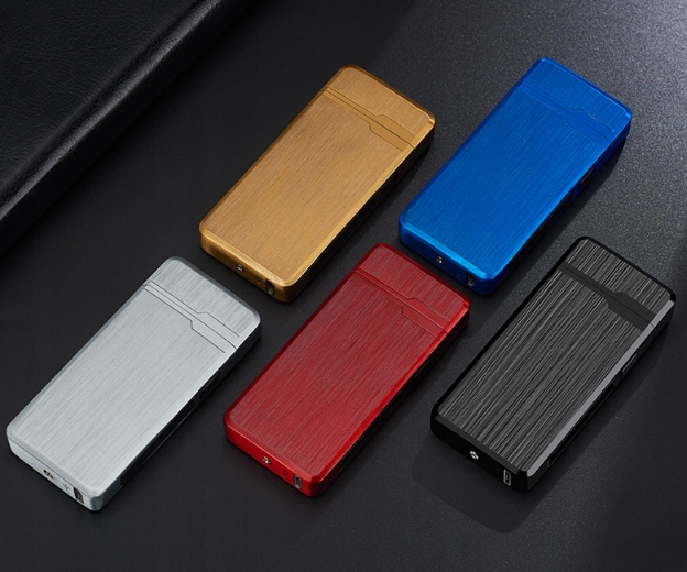 Plazmový Chrómový Zapaľovač s USB a LED