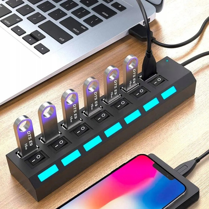 USB hub s 7 portami USB 2.0
